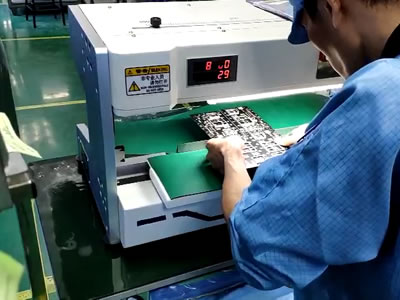 走刀式分板機(jī)作業(yè)視頻